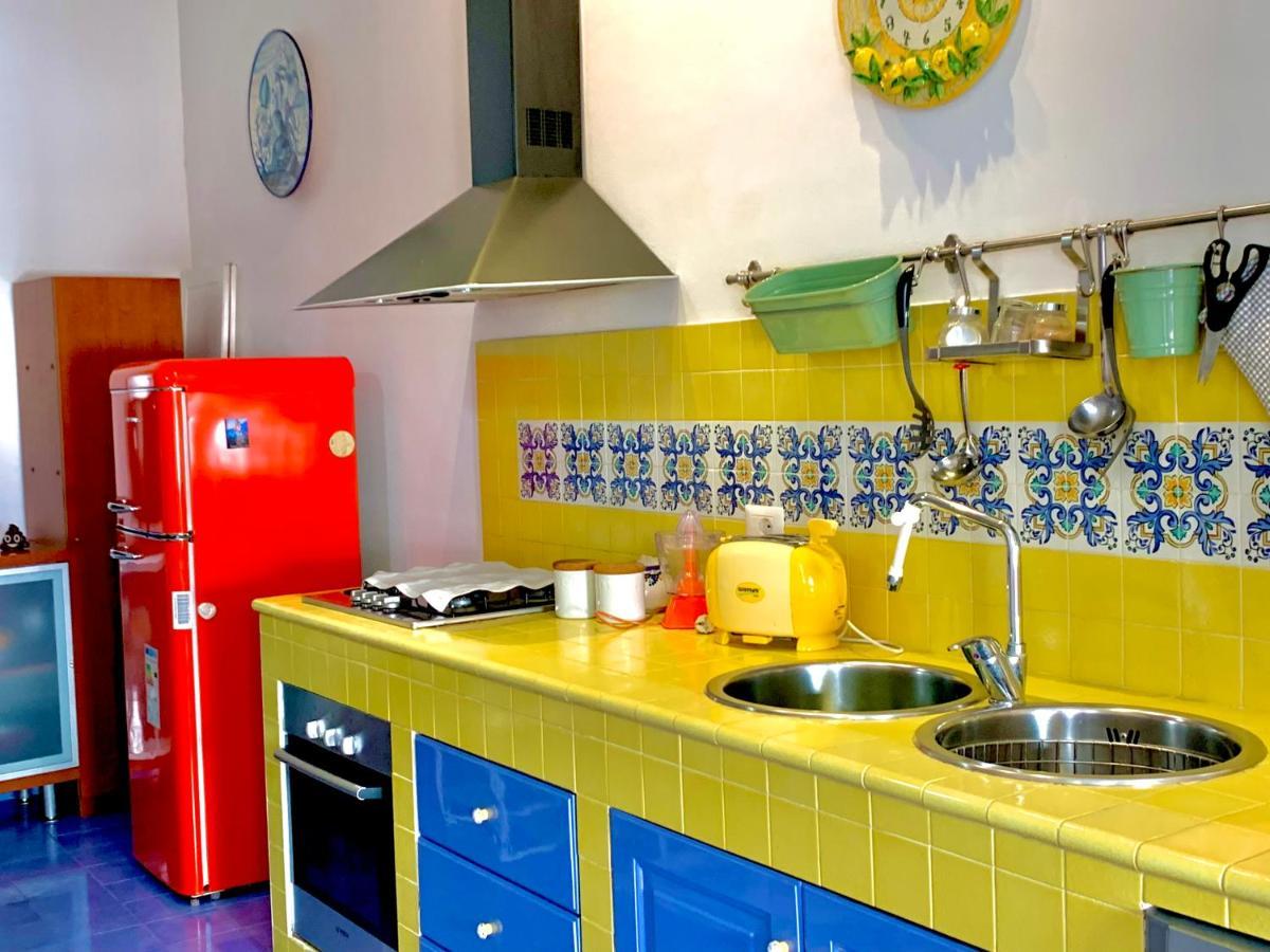 La Finestra Sul Duomo, Amalfi Coast Apartment Vietri Luaran gambar
