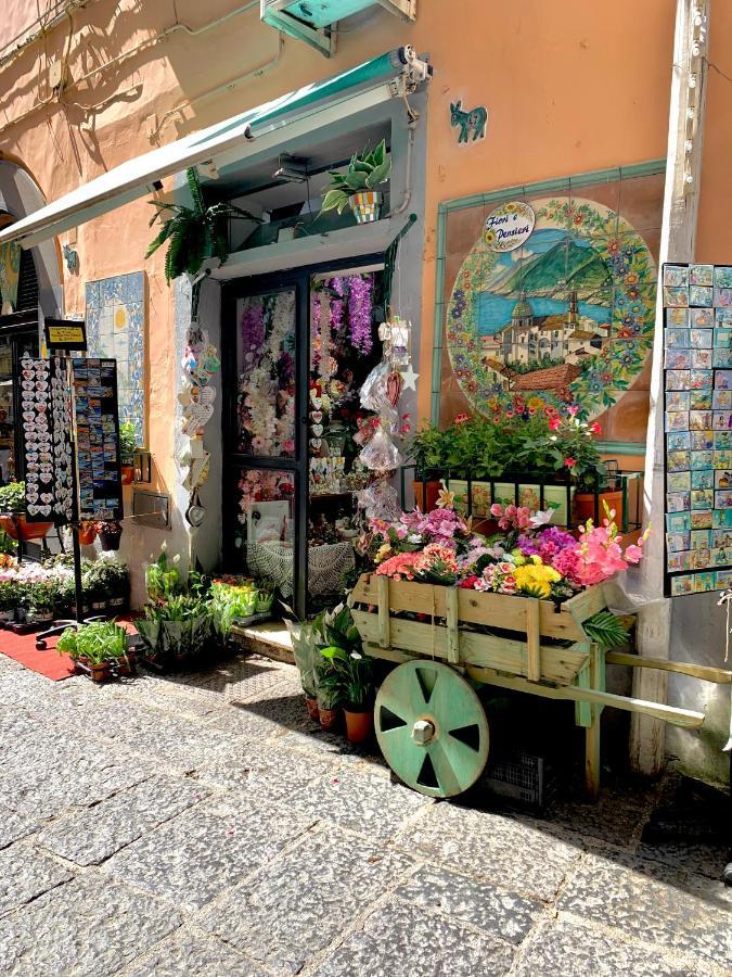 La Finestra Sul Duomo, Amalfi Coast Apartment Vietri Luaran gambar