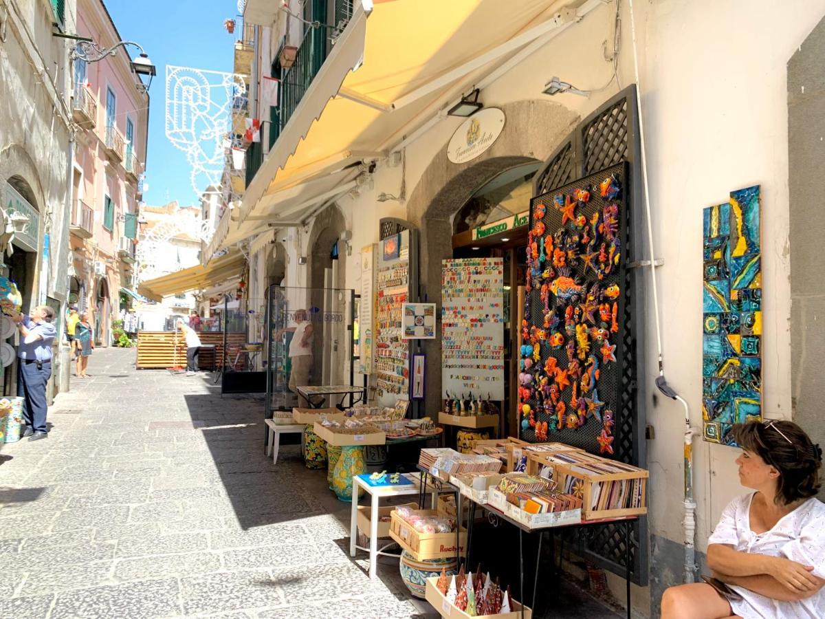 La Finestra Sul Duomo, Amalfi Coast Apartment Vietri Luaran gambar